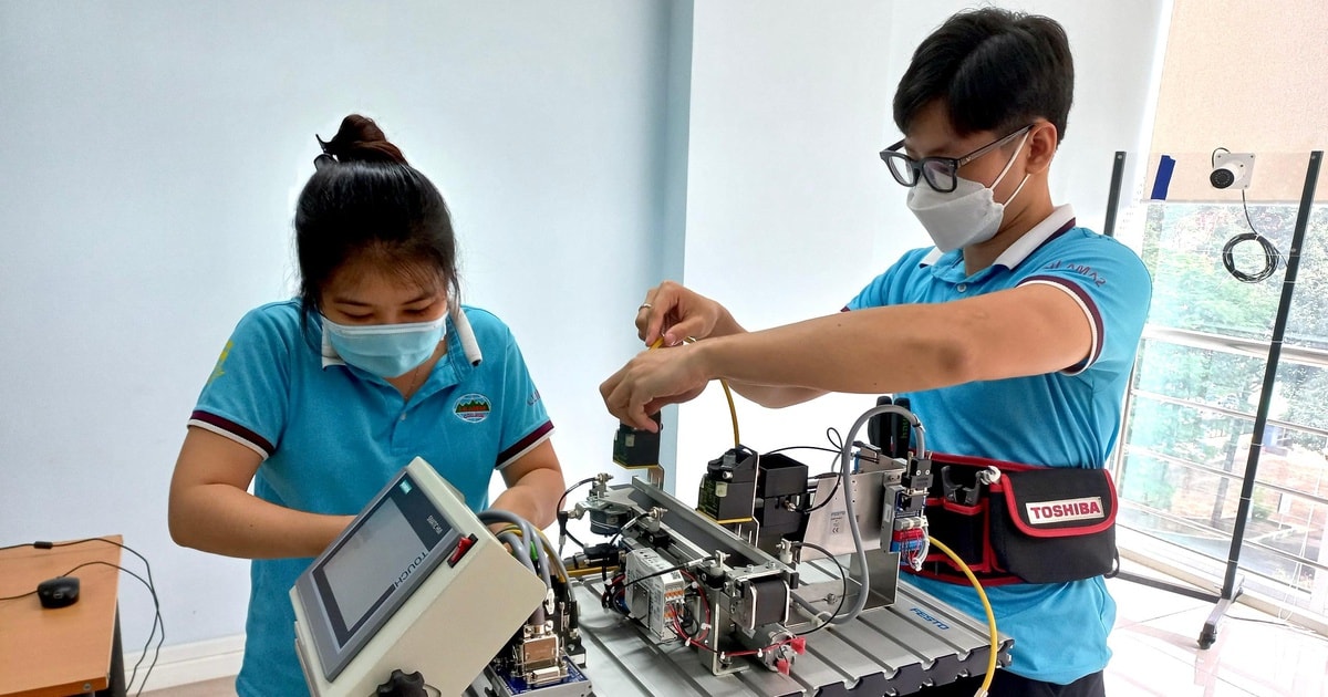 Công nghiệp 4.0 là nghề gì mà doanh nghiệp sẵn sàng tuyển dụng ngay?