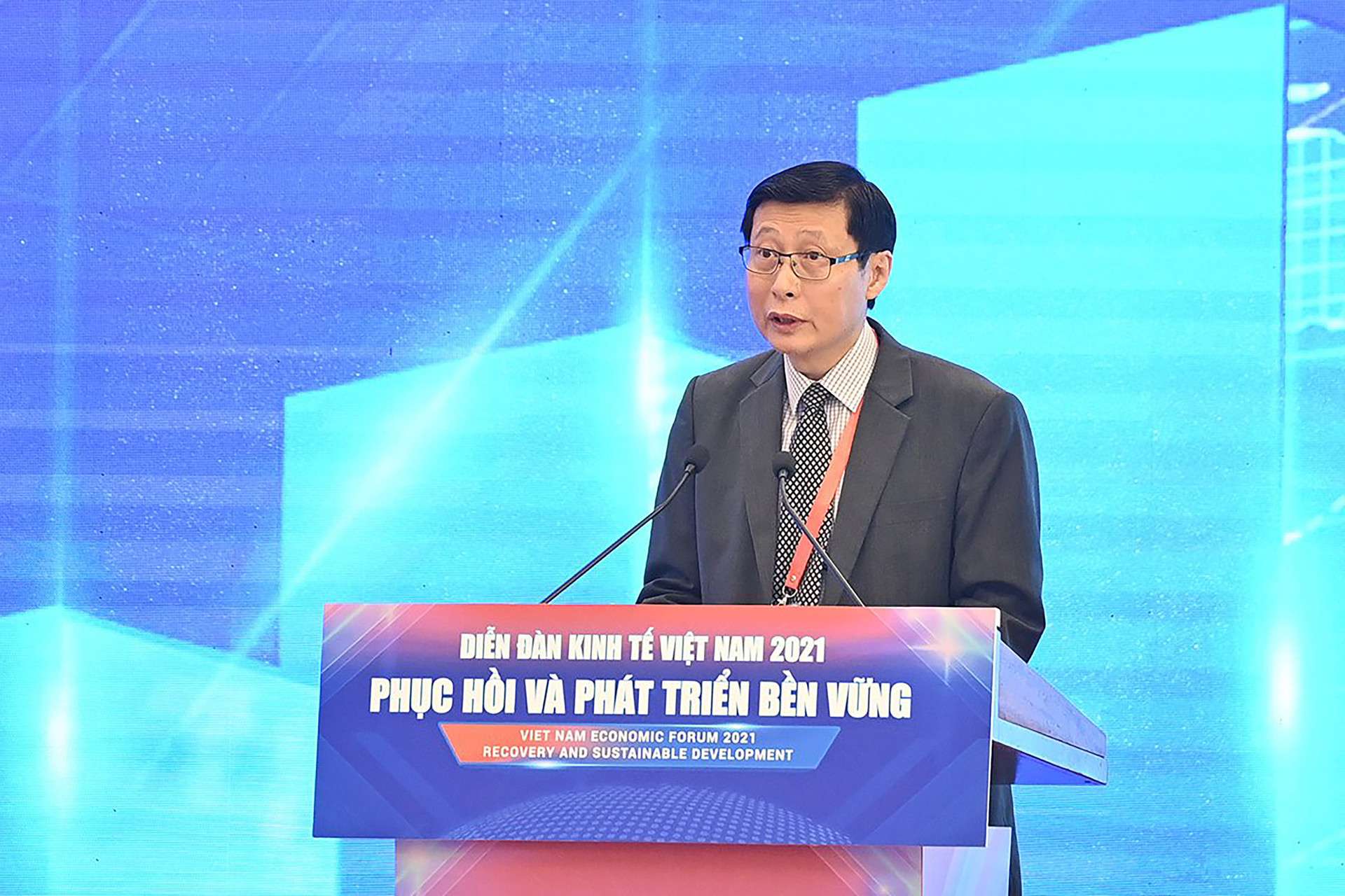 Việt Nam cần có giải pháp tổng thể để thúc đẩy phục hồi, phát triển kinh tế - Ảnh 5.