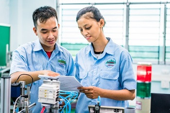 Việt Nam tăng tốc chuyển đổi số trong trong giáo dục nghề nghiệp - Ảnh 1.