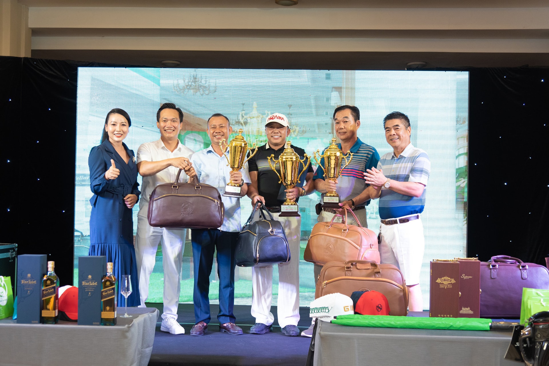 Golfer Huỳnh Quang Đức Vô địch giải golf Tất niên 2021 KN Golf Academy - Ảnh 7.