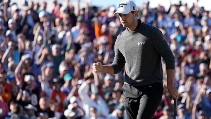 Đánh bại Patrick Cantlay ở playoff, Scottie Scheffler vô địch WM Phoenix Open - Ảnh 1.