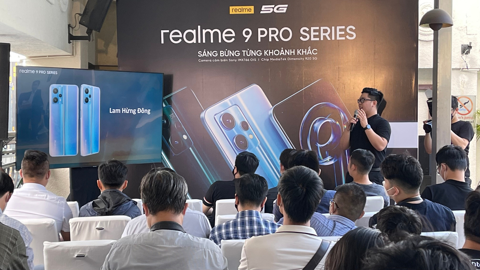 Realme vừa công bố các smartphone mới tại Việt Nam  - Ảnh 1.