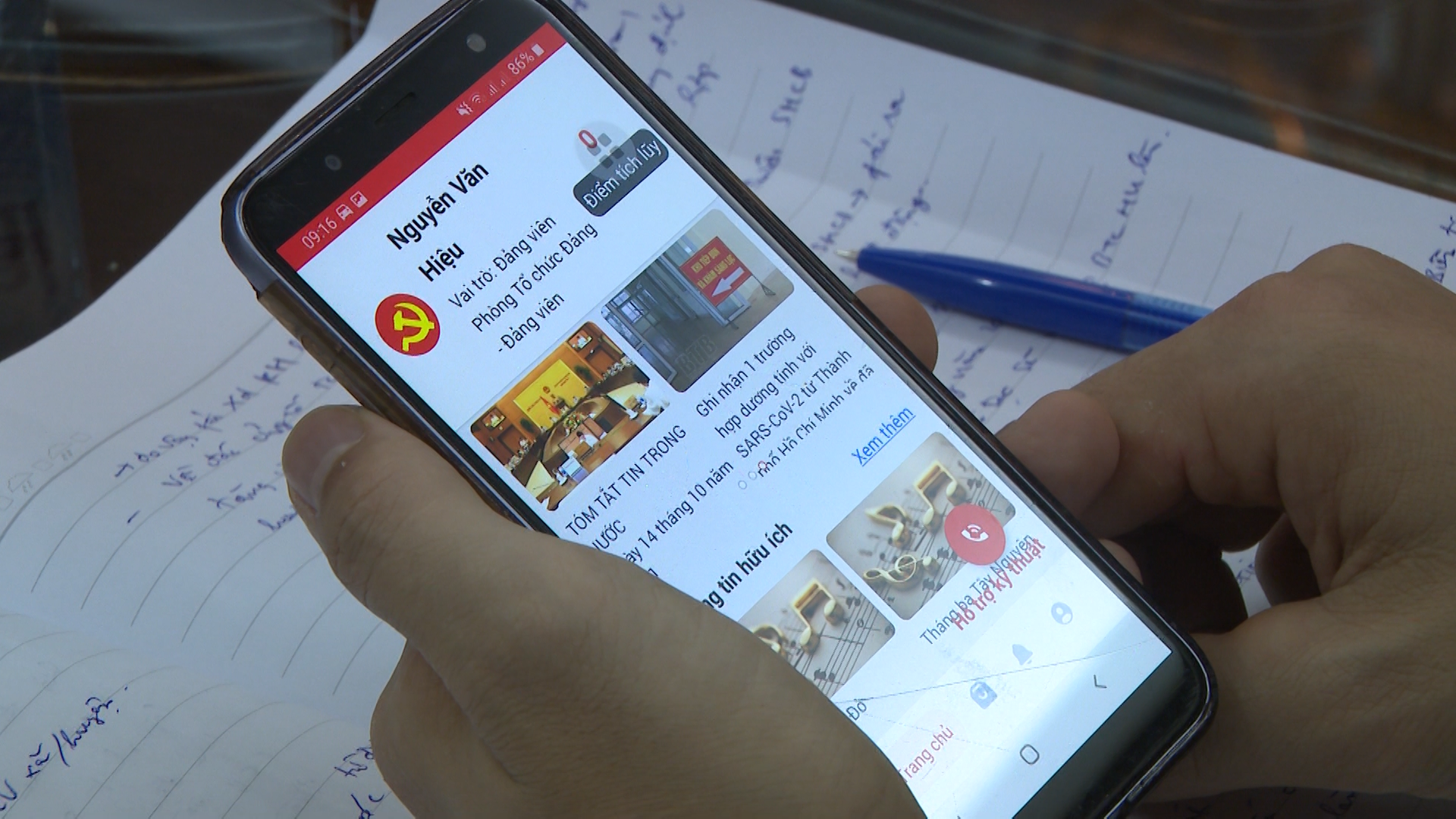 Ứng dụng sổ tay Đảng viên điện tử giúp chuyển đổi số công tác Đảng tại Thái Bình, Thái Nguyên - Ảnh 1.