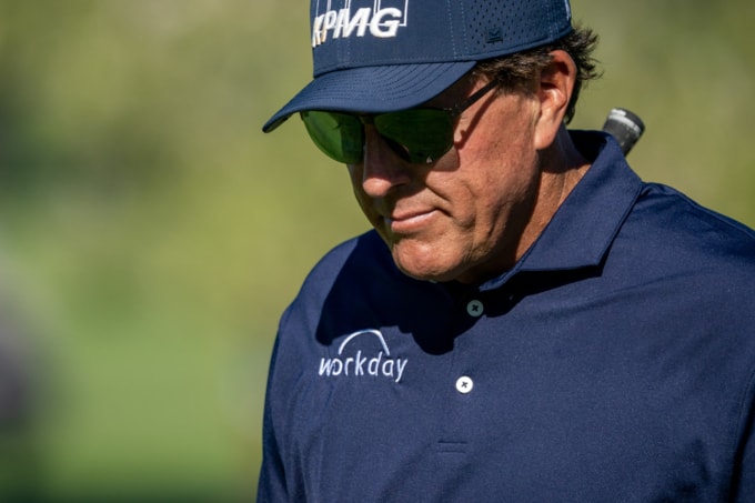 Phil Mickelson sẽ không tham dự The Masters 2022 - Ảnh 1.