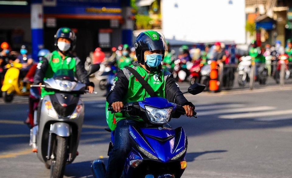 Công ty mẹ của Gojek tặng cổ phiếu và tiền mặt cho tài xế dịp IPO