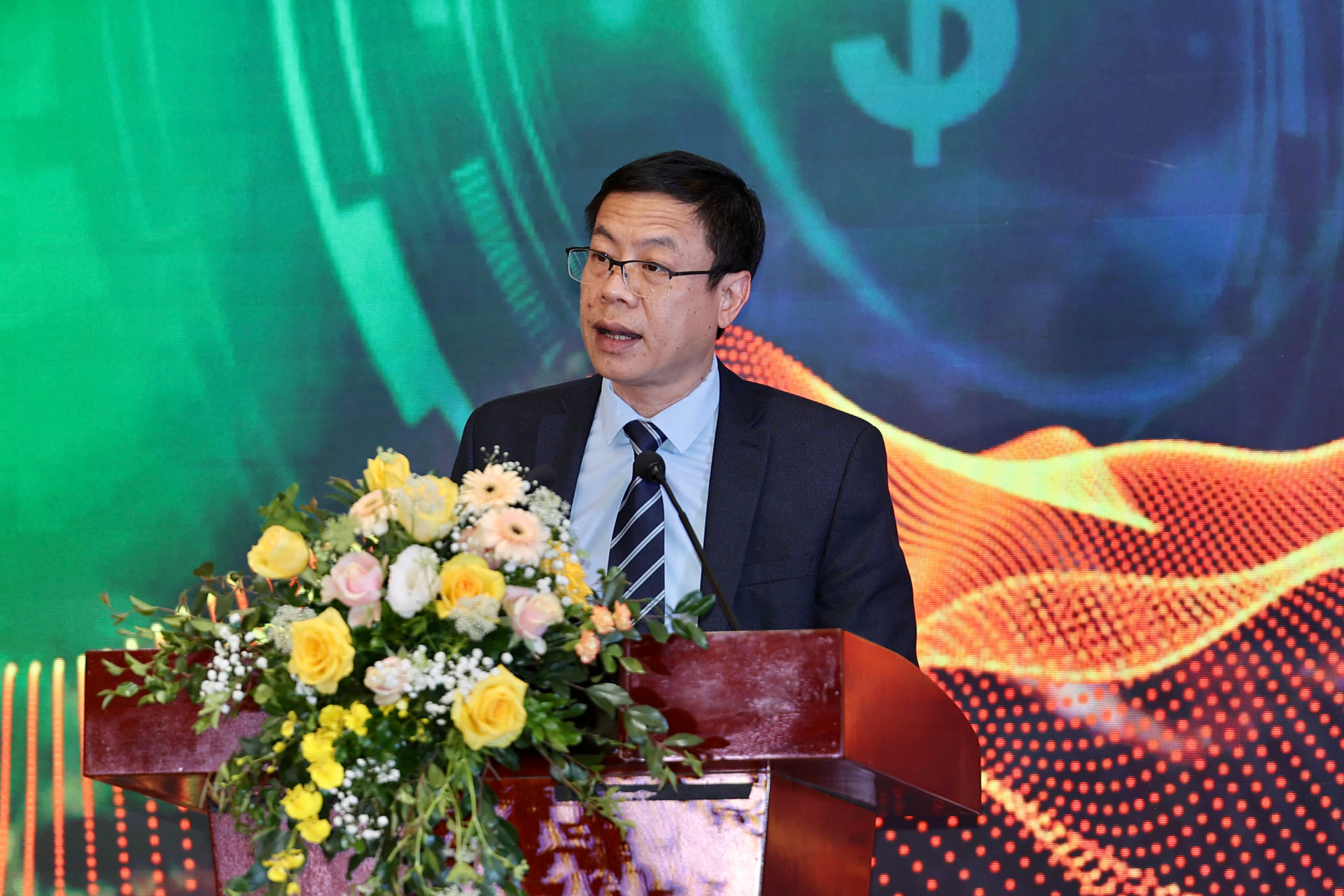 Lần đầu tiên Việt Nam tổ chức cuộc thi cấp quốc gia về khởi nghiệp fintech - Ảnh 1.