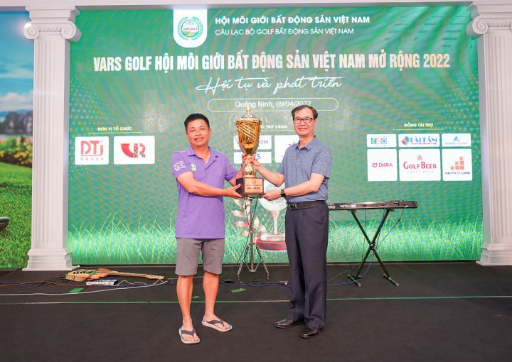 Giải đấu ra mắt CLB VARS GOLF rực rỡ với điểm HIO và Eagle - Ảnh 2.