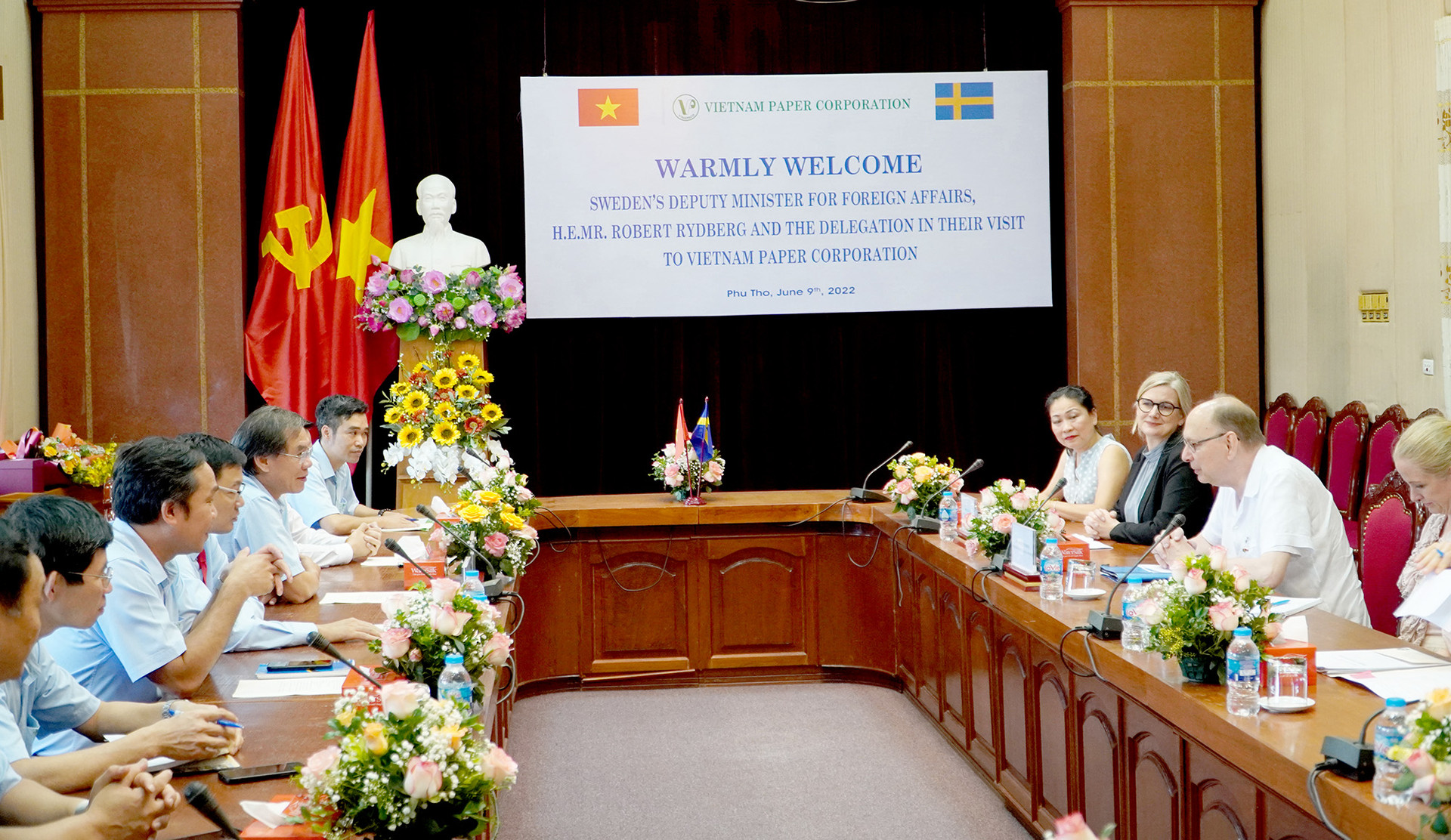 Việt Nam - Thụy Điển tăng cường hợp tác công nghệ và sản phẩm bền vững - Ảnh 1.