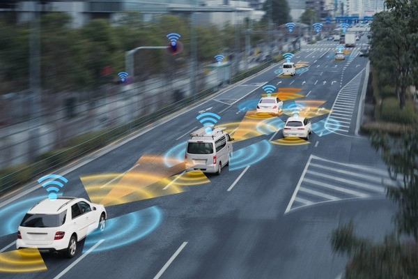 Công nghệ giúp cải thiện giao thông trong các thành phố thông minh - Ảnh 1.