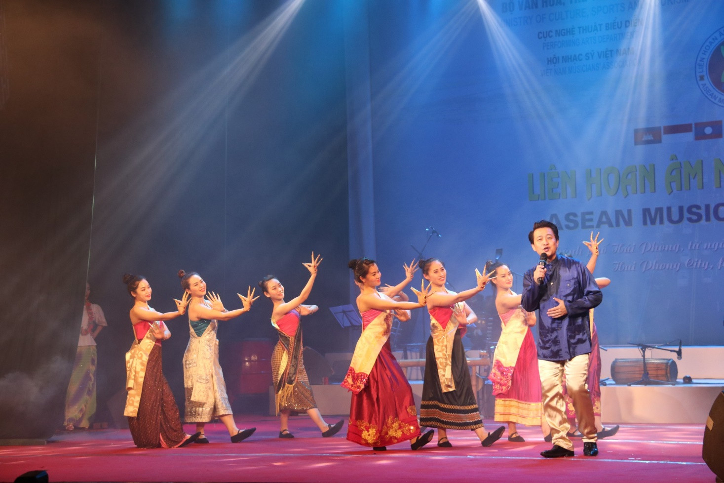 Tinh hoa truyền thống trong liên hoan Âm nhạc ASEAN - Ảnh 1.