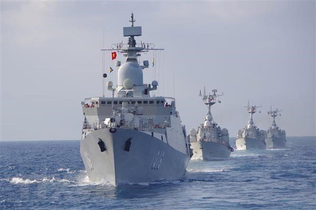 Cán bộ, chiến sĩ Vùng 4 Hải quân sẵn sàng bảo vệ biển, đảo Tổ quốc - Ảnh 3.