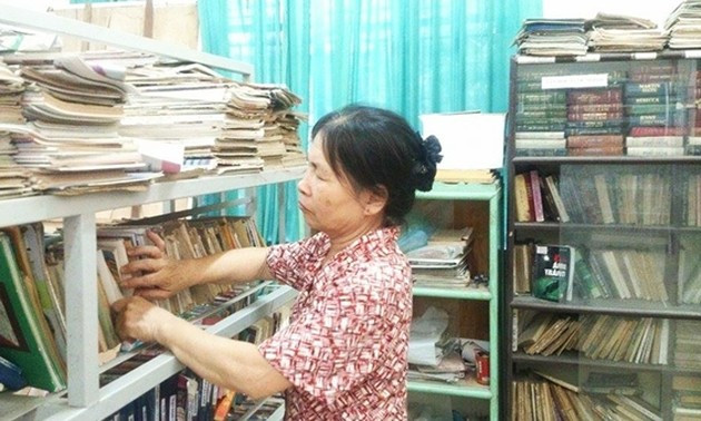 Nhà văn hóa thôn Bình Vọng, thuộc xã Văn Bình, huyện Thường Tín, Hà Nội có thư viện dành cho bà con