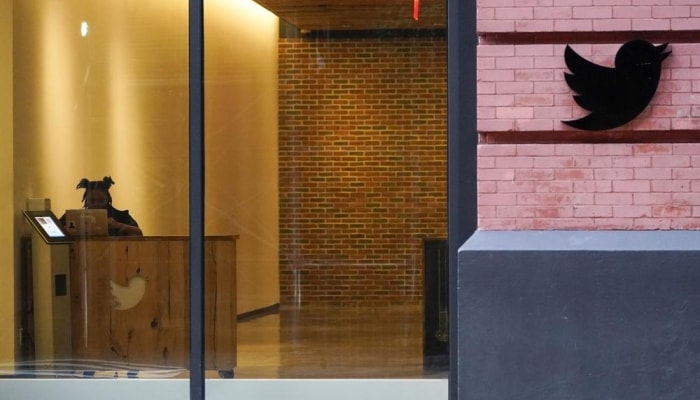 Elon Musk cảnh báo “sự sống” của Twitter bị đe dọa khi nhân viên thi nhau nghỉ việc