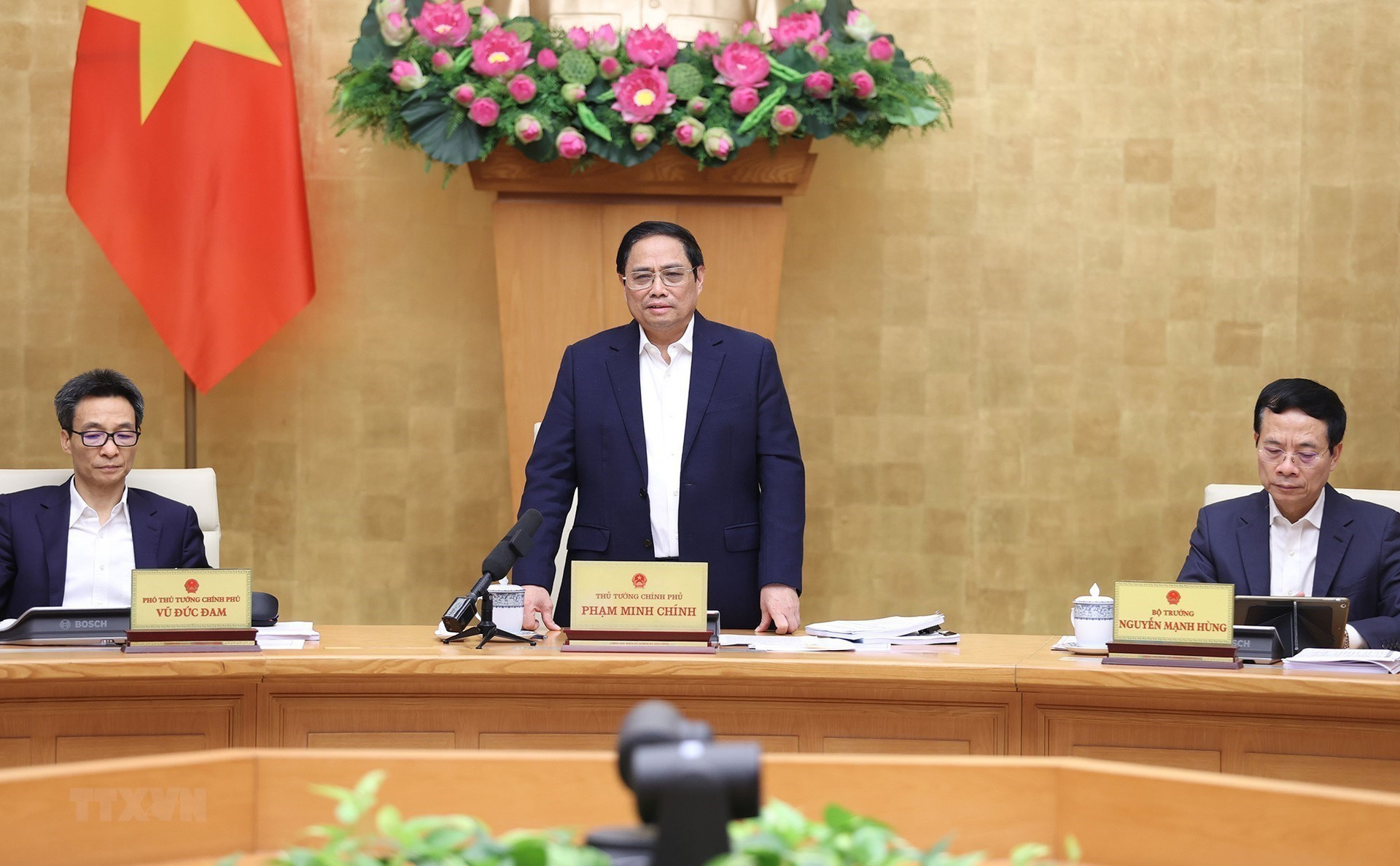 Thủ tướng Phạm Minh Chính chủ trì hội nghị trực tuyến toàn quốc về truyền thông chính sách. (Ảnh: Dương Giang/TTXVN)