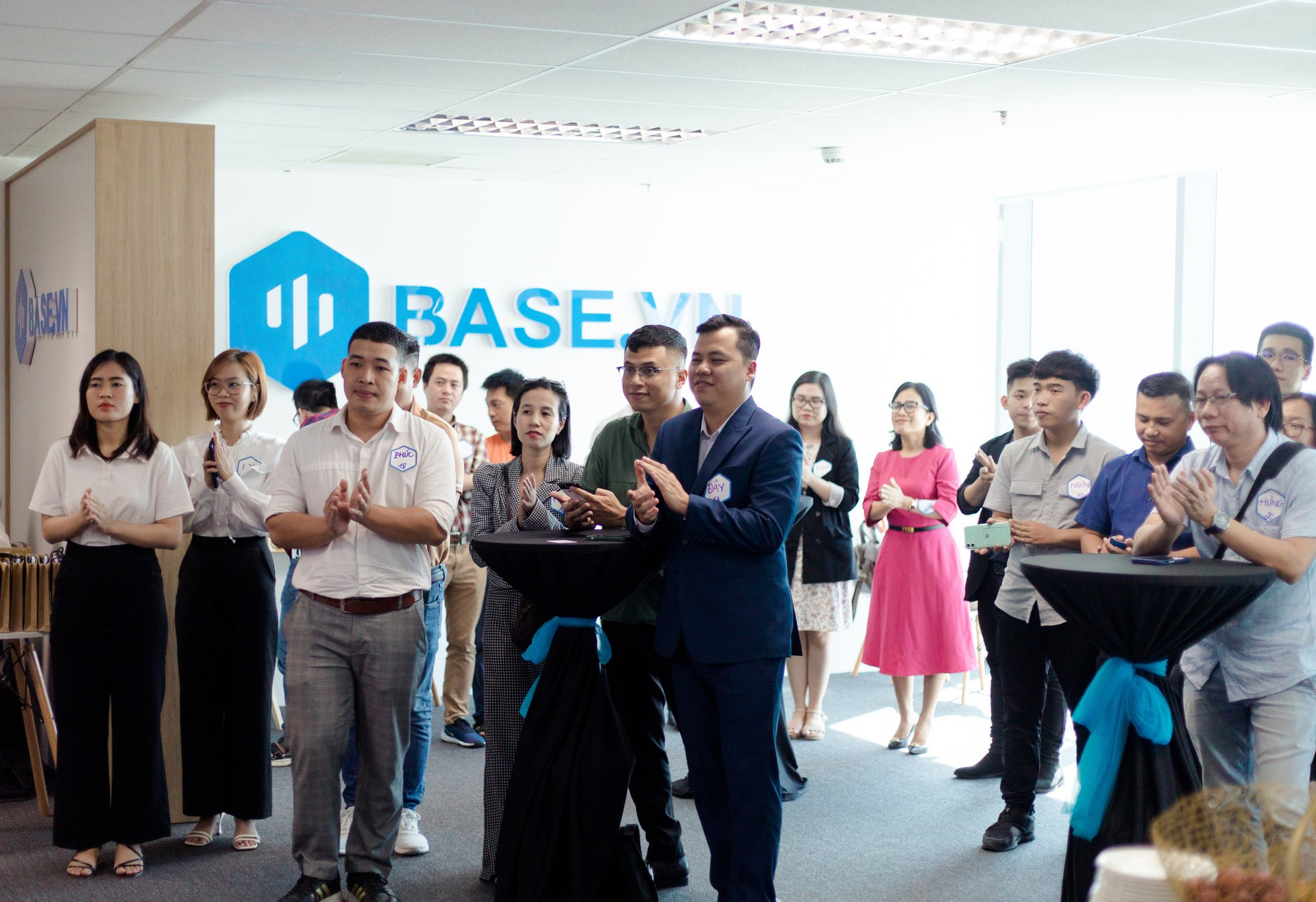 Mở văn phòng Đà Nẵng, Base.vn đẩy nhanh chuyển đổi số cho 112.000 doanh nghiệp miền Trung - Ảnh 1.