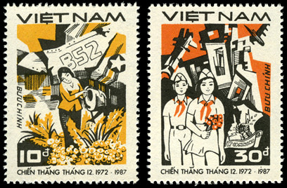 Bộ tem kỷ niệm 50 năm Trận chiến 12 ngày đêm 