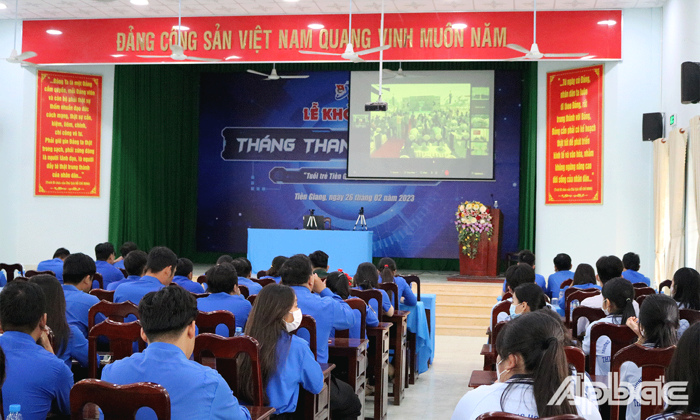 Đoàn viên, thanh niên tham dự tại điểm cầu Tiền Giang