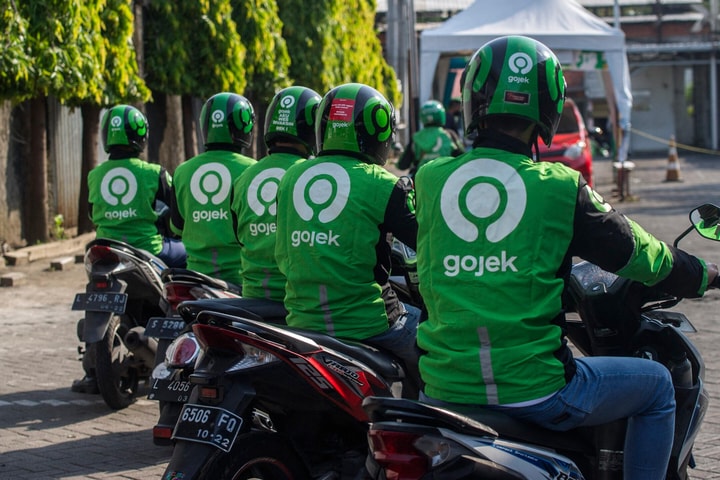 Công ty mẹ Gojek chìm sâu trong thua lỗ sau IPO, được khuyên rút khỏi Việt Nam