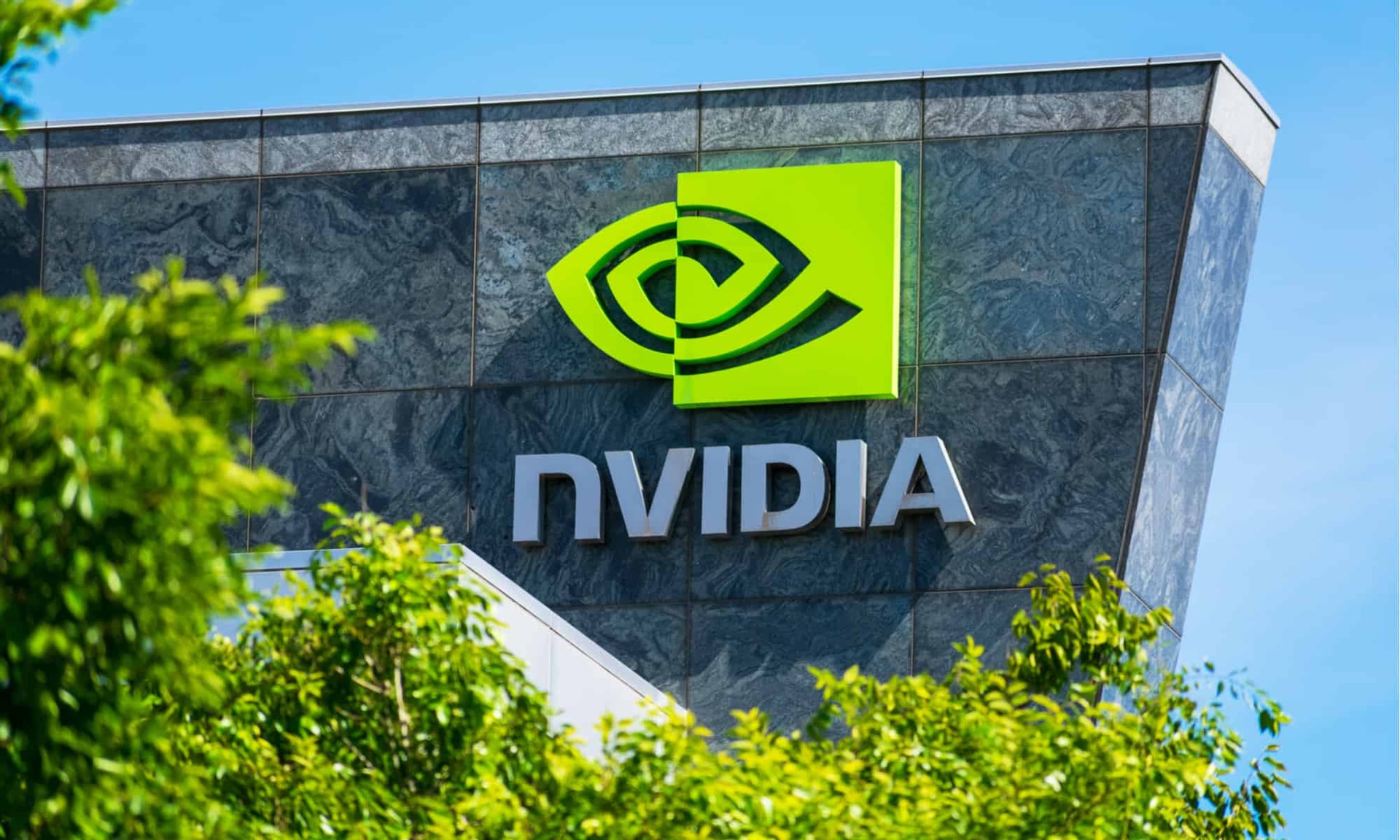 Vốn hóa tăng gấp đôi, Nvidia lọt vào "Câu lạc bộ" doanh nghiệp vốn hóa nghìn tỷ USD