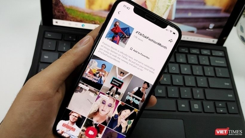 Đề xuất buộc Facebook, YouTube, TikTok công khai phương thức phân phối nội dung