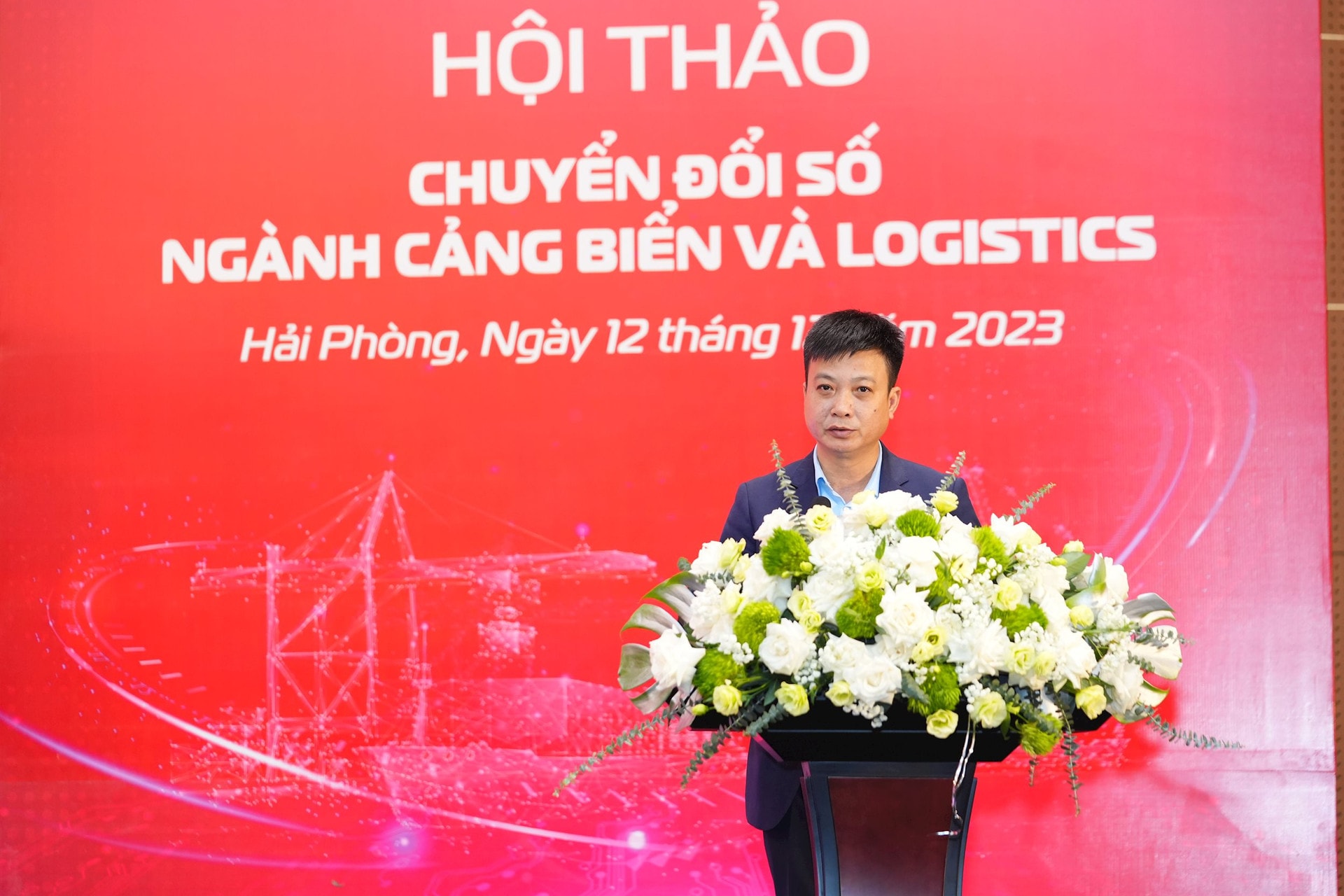 mr.-nguyen-manh-ho-tgd-viettel-solutions.jpg