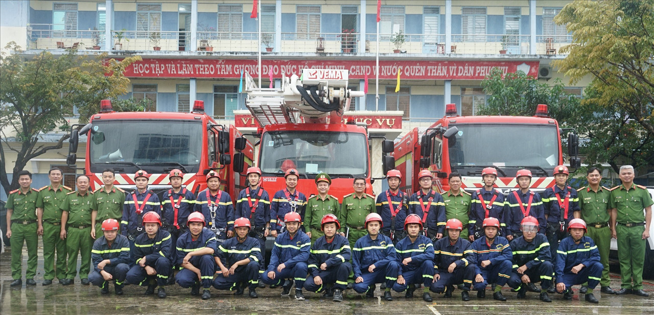 Tổ chữa cháy và cứu nạn, cứu hộ đặc biệt thuộc Công an TP Đà Nẵng.