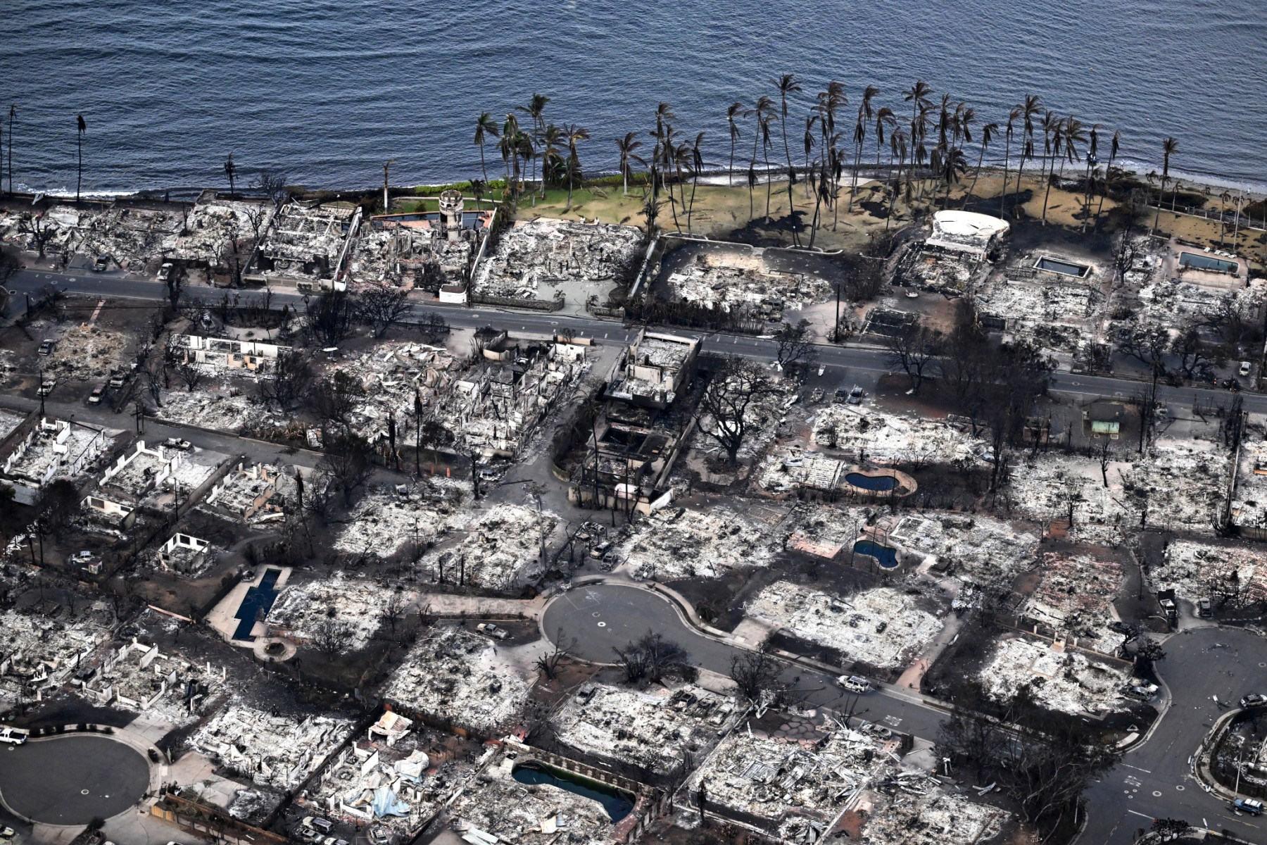 Cảnh tượng như ngày tận thế do cháy rừng thảm khốc ở Hawaii