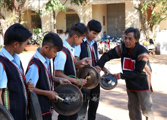 Cồng chiêng Tây Nguyên - điểm nhấn về văn hóa, du lịch giữa đại ngàn ảnh 3