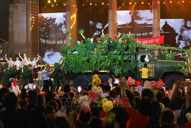 khat-vong-hoa-binh.jpeg
