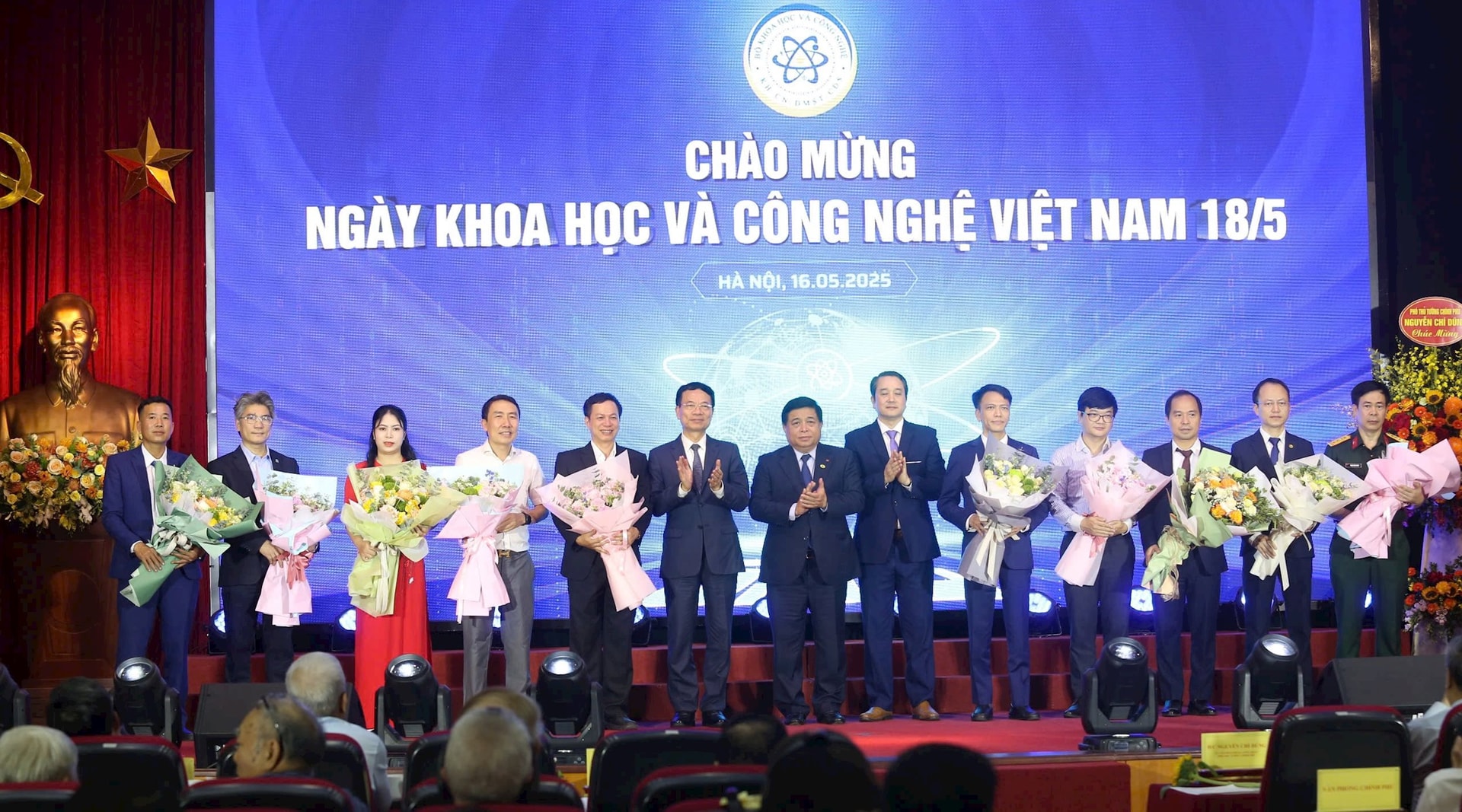 chuong-trinh-cua-quy.jpg