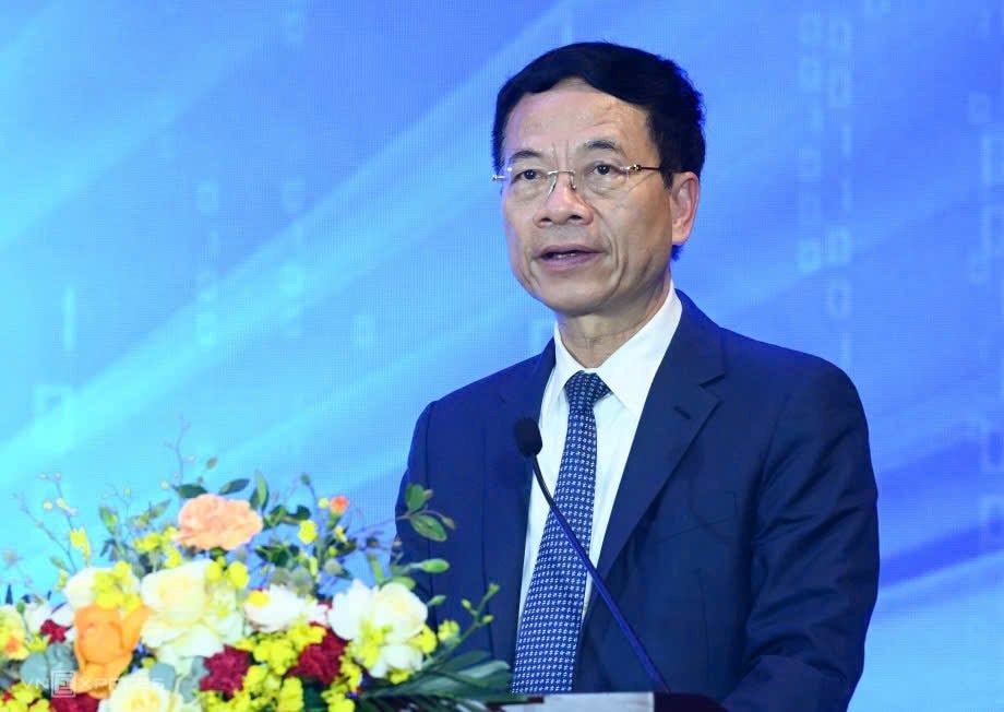 bt-nguyen-manh-hung.jpg