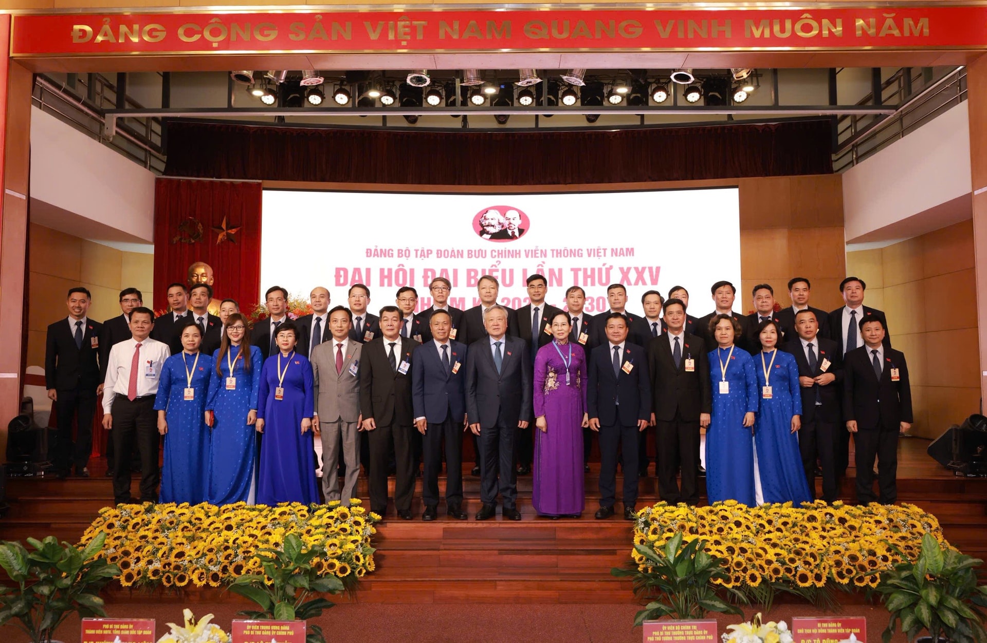 26.5-bch-dang-bo-tap-doan-vnpt-nhiem-ky-2025.2030.jpg