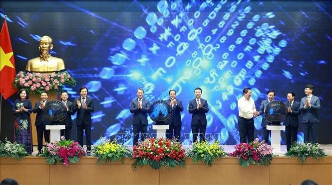 cong-phap-luat-quoc-gia.jpg