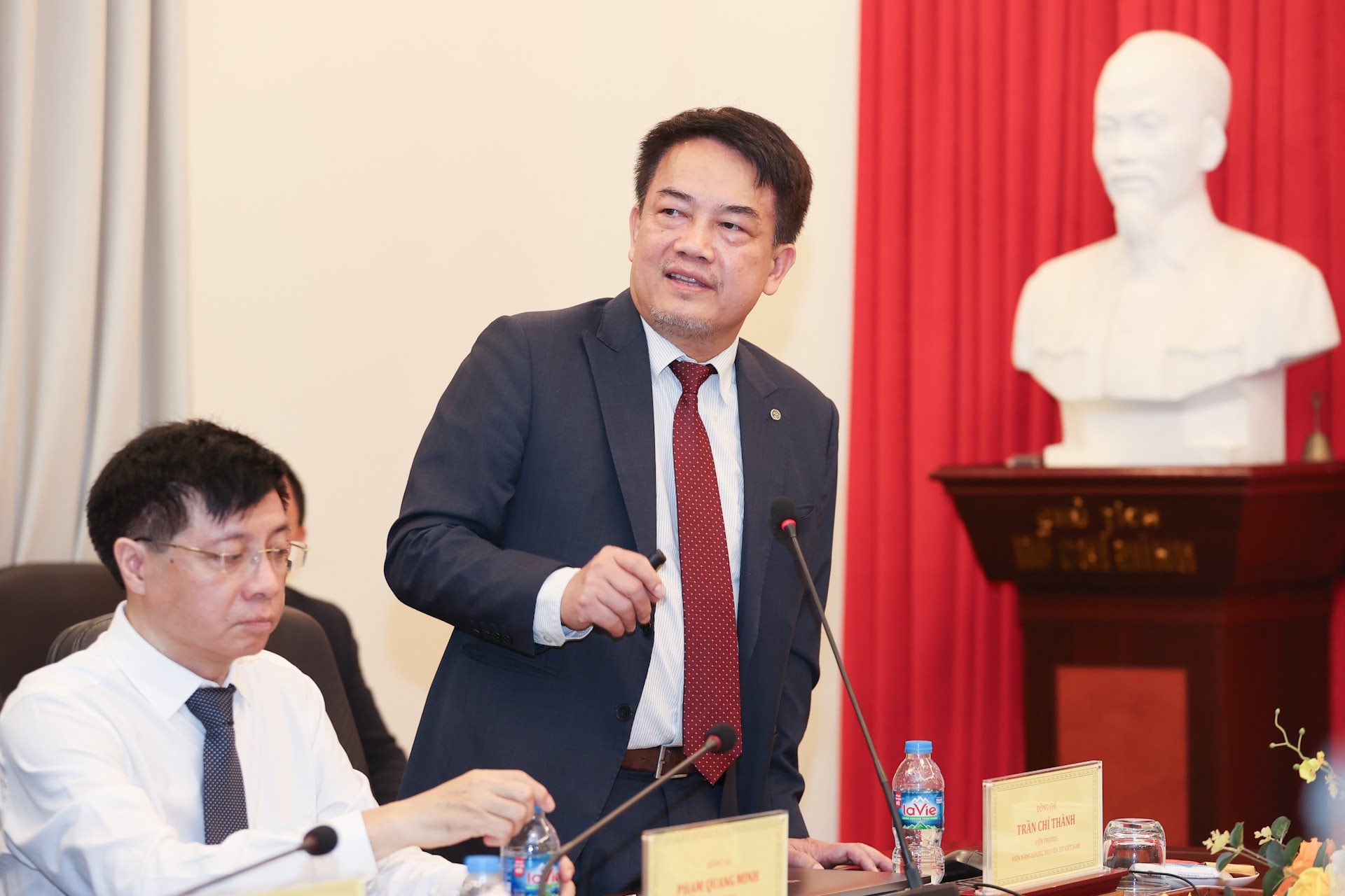 vien-truong.jpg