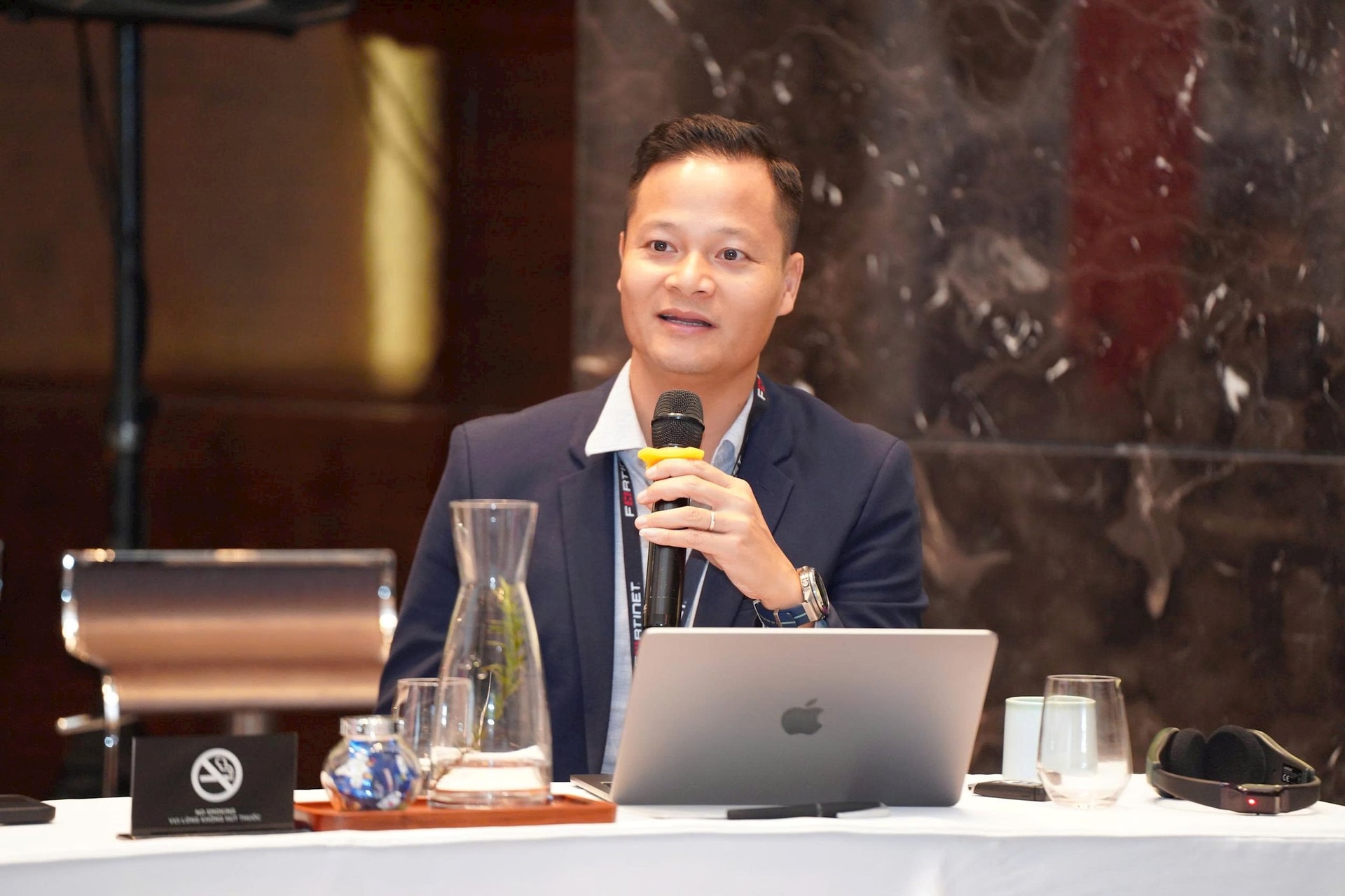 ong-nguyen-gia-duc.jpg