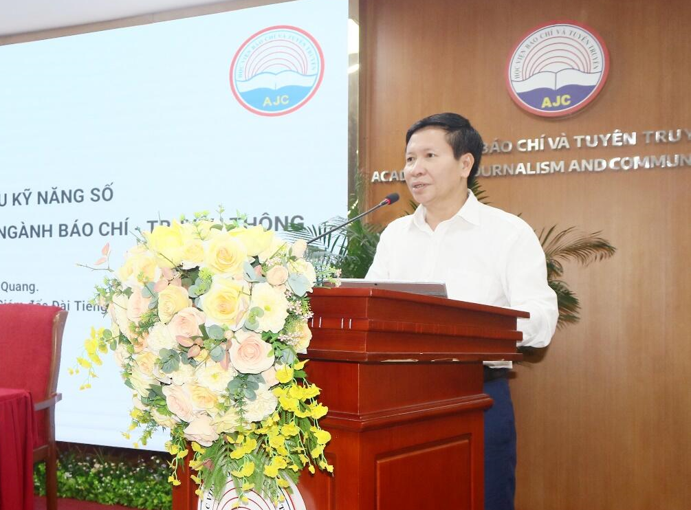 ts.-vu-hai-quang.png