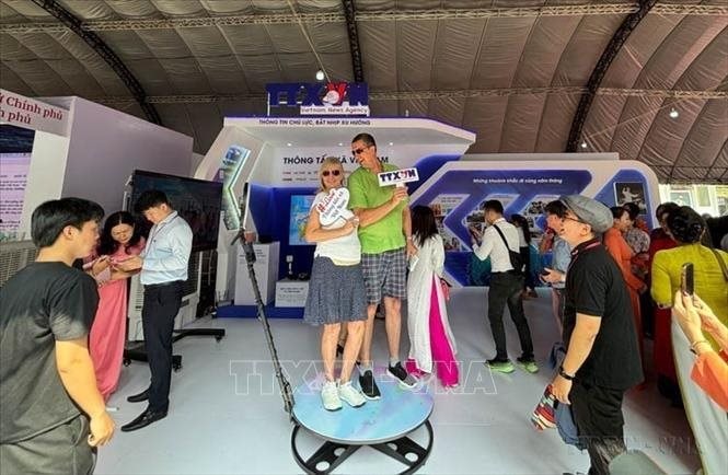 bao-chi-cmvn-18062025-02.jpg