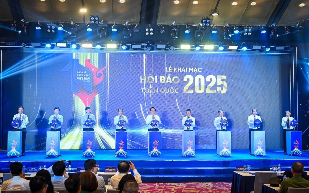 nhan-nut-khai-mac-hoi-bao-2025.jpg