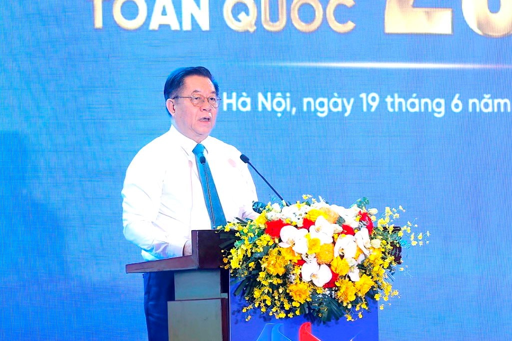 ong-nguyen-trong-nghia-phat-bieu.jpg