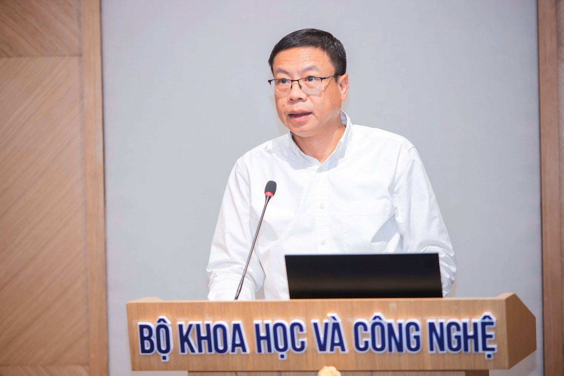 tt-le-xuan-dinh.jpg