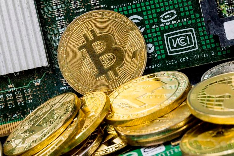 bitcoin-1751921415416744240474.jpeg