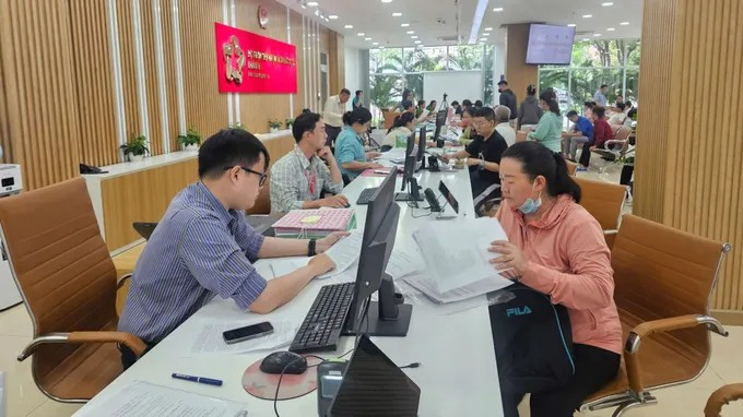 11-06-2025-tphcm-van-hanh-thu-nghiem-mo-hinh-chinh-quyen-dia-phuong-2-cap-khong-lam-gian-doan-viec-cua-dan-7f813585.png