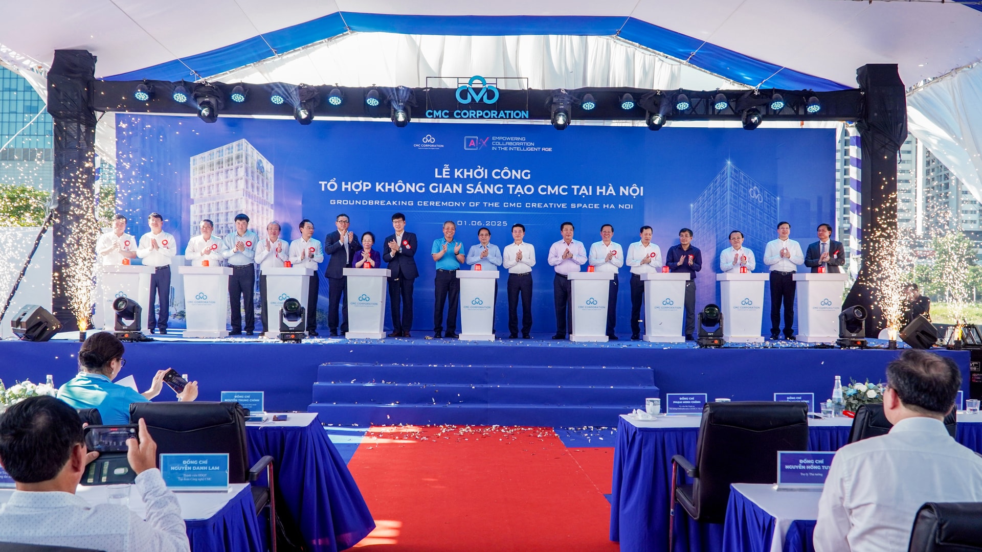 anh-3_-thu-tuong-va-lanh-dao-chinh-phu-lanh-dao-cmc-bam-nut-khoi-cong-du-an-khong-gian-sang-tao-cmc-creative-space-ha-noi-1_6_2025.jpg