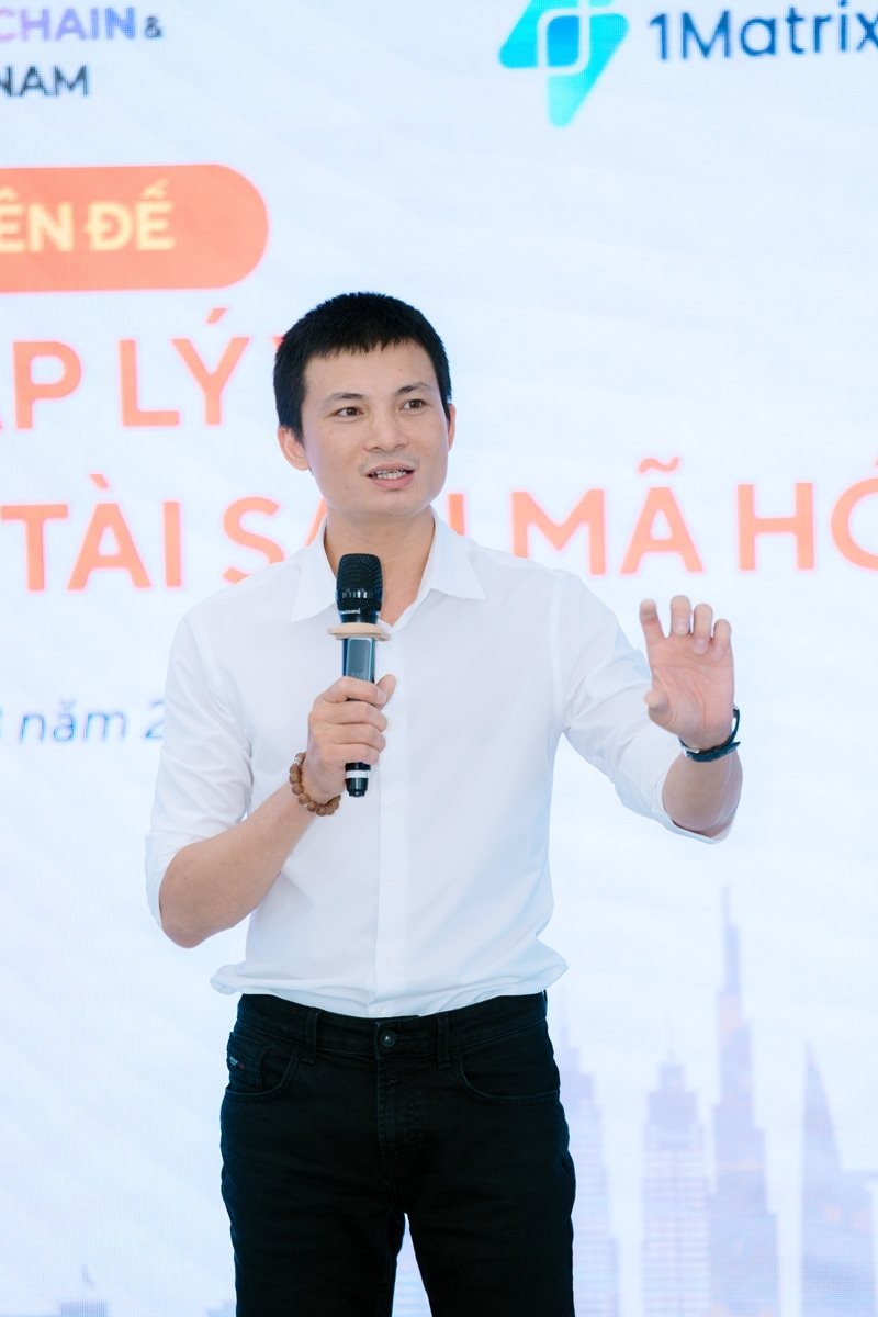 ong-do-van-thuat-giam-doc-giai-phap-va-kien-truc-blockchain-cong-ty-1matrix.jpg