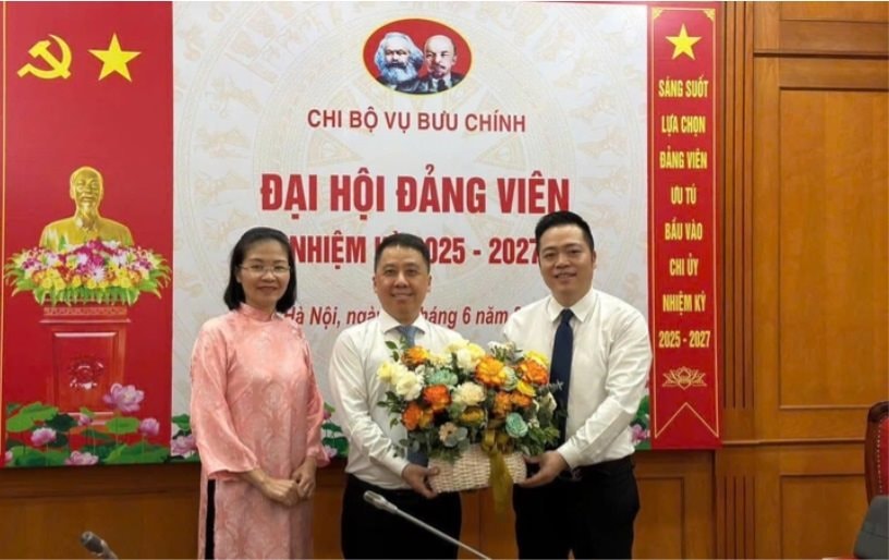 dh-vu-buu-chinh.jpg