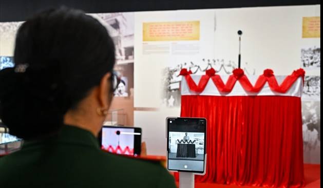 vnp-cong-nghe-ar-2.jpg