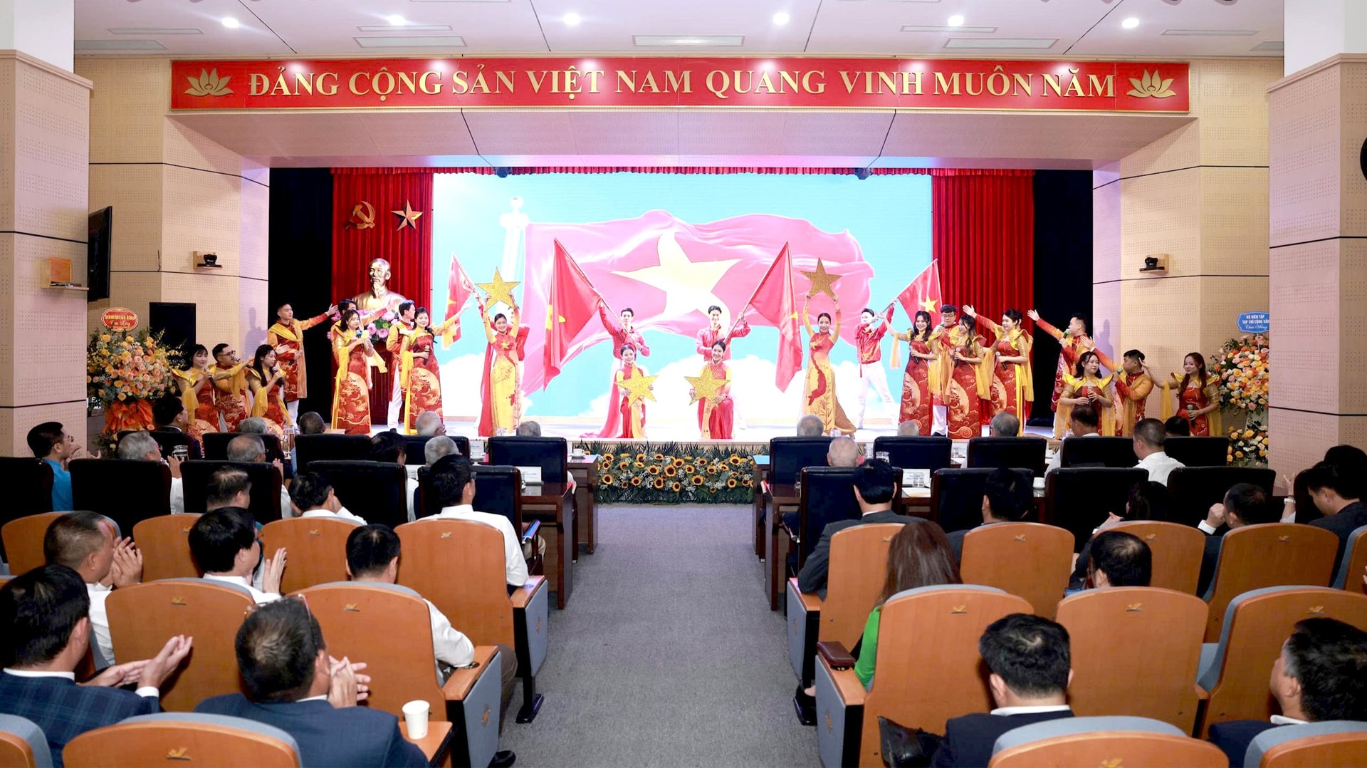 80-buu-dien-1.jpg