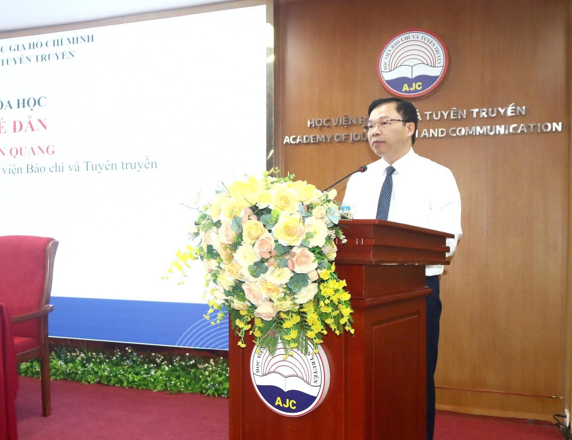 pgs.ts.-luu-van-quang.jpg