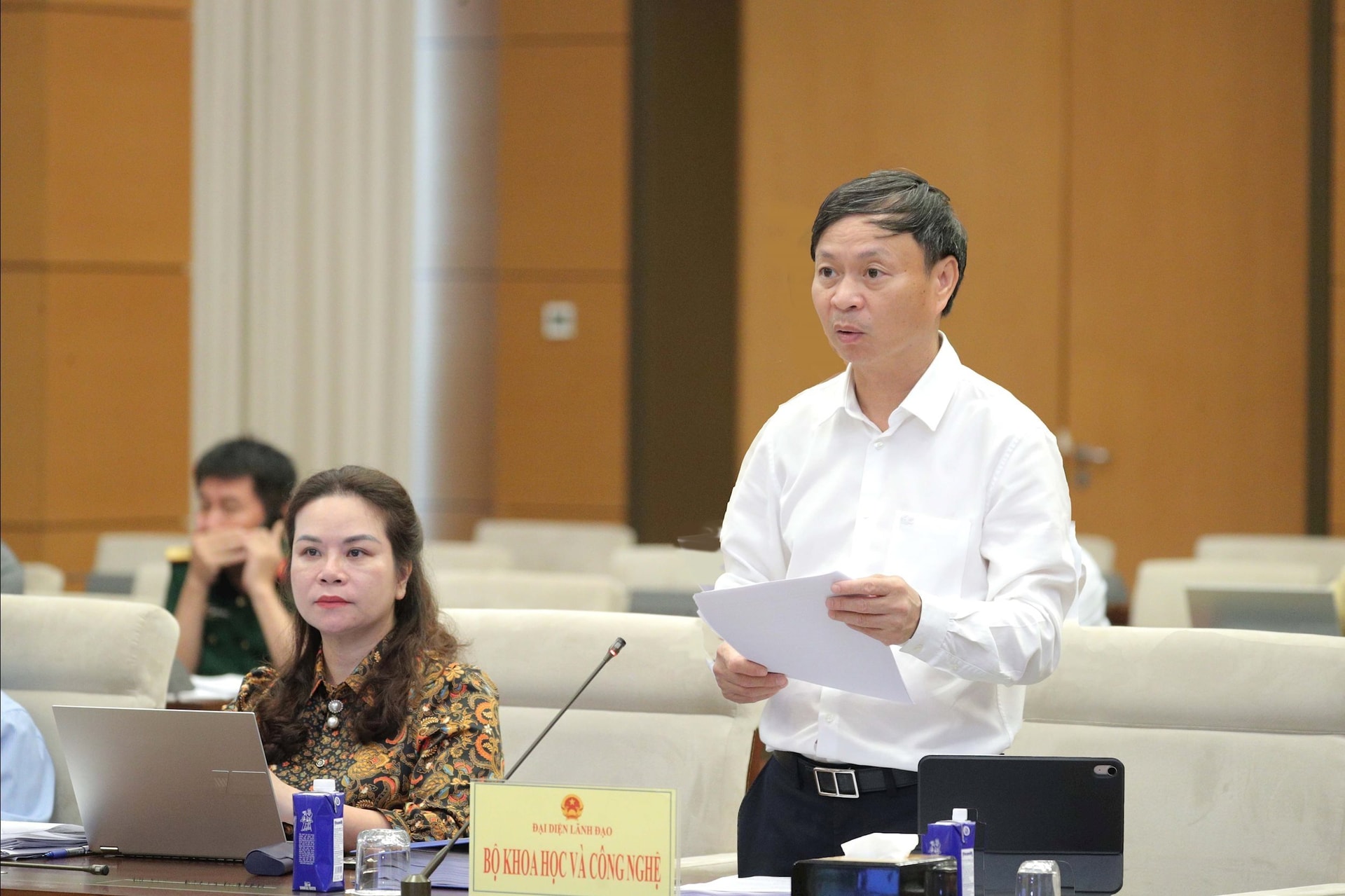 thu-truong-bo-khoa-hoc-va-cong-nghe-hoang-minh.jpg
