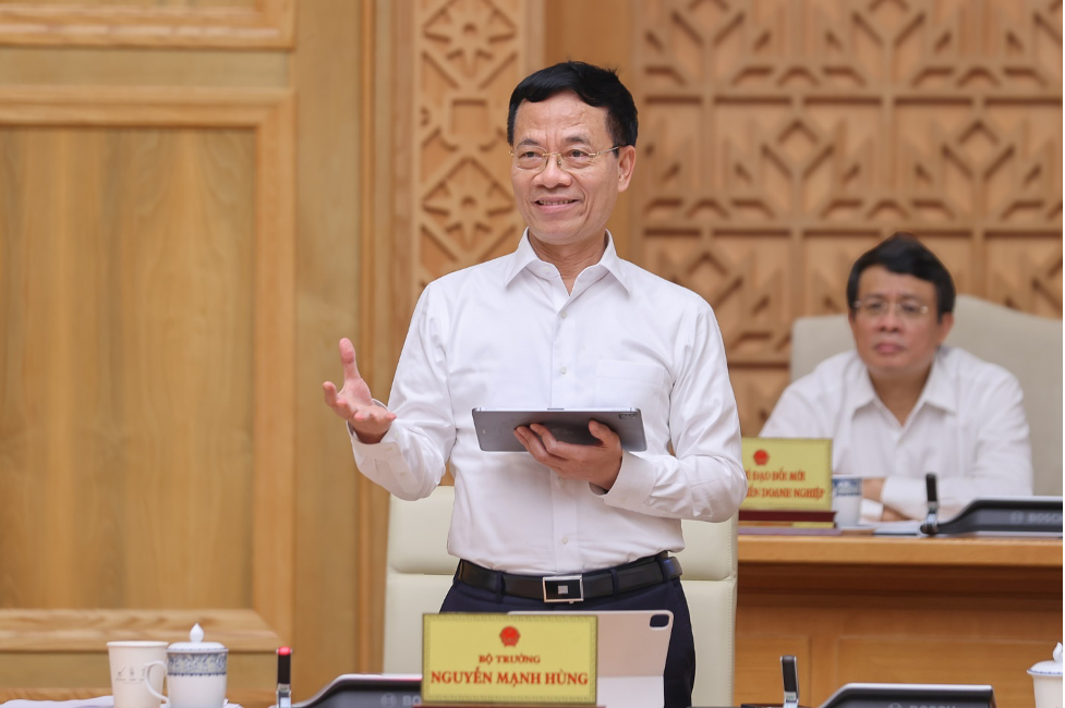 bt-nguyen-manh-hung.png